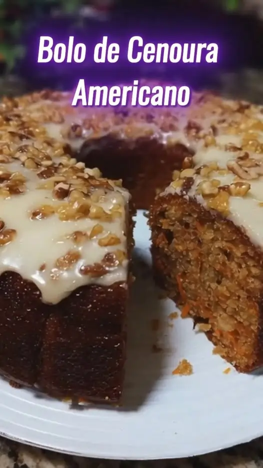 Bolo de Cenoura Americano