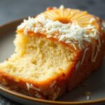 Bolo de Abacaxi com Coco